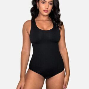 Luxmery Scuplting Round Neck Bodysuit - Black - Size M/L